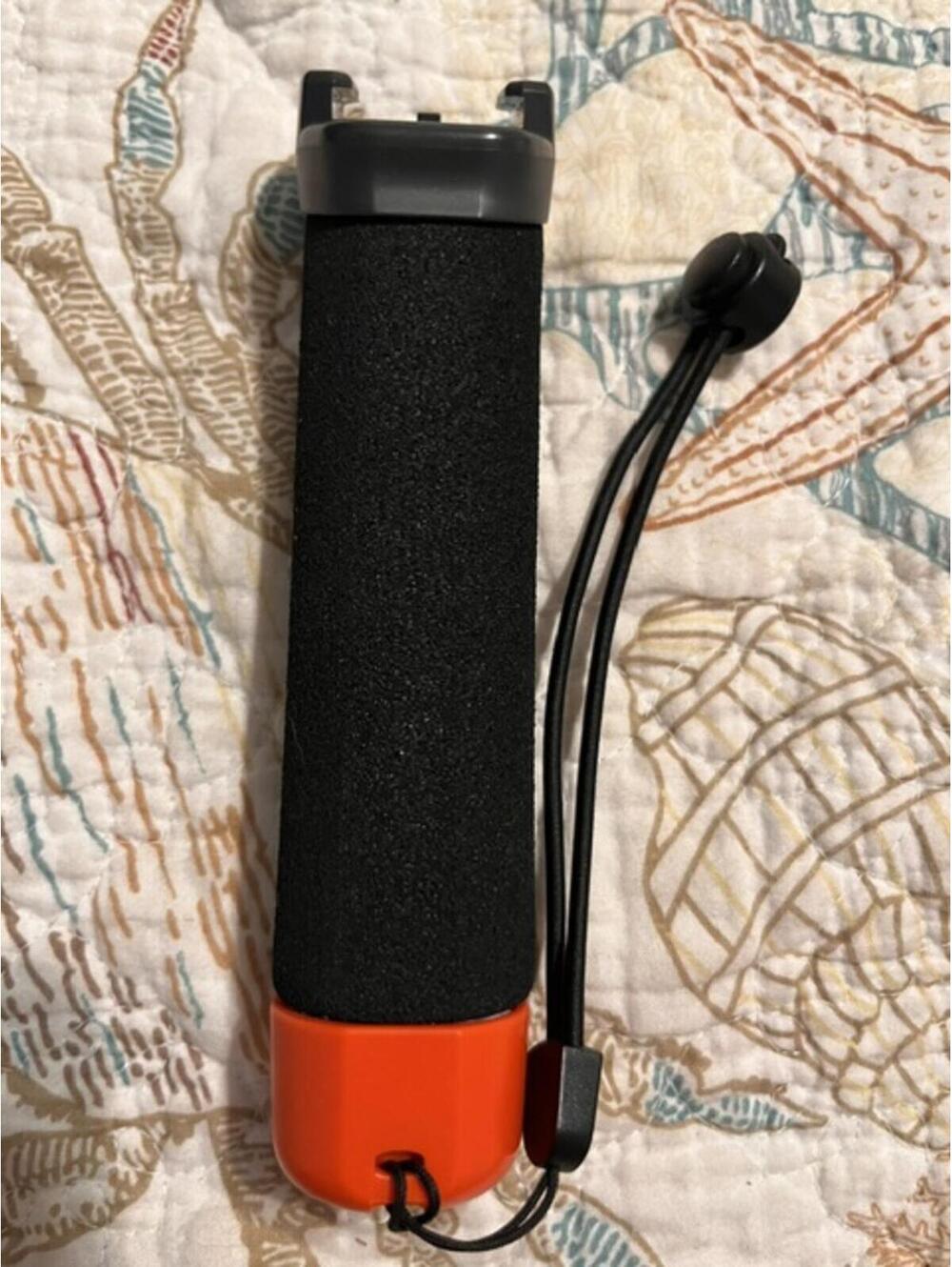 GoPro Floating Hand Grip for Waterproof Camera Use - Picture 2 of 3